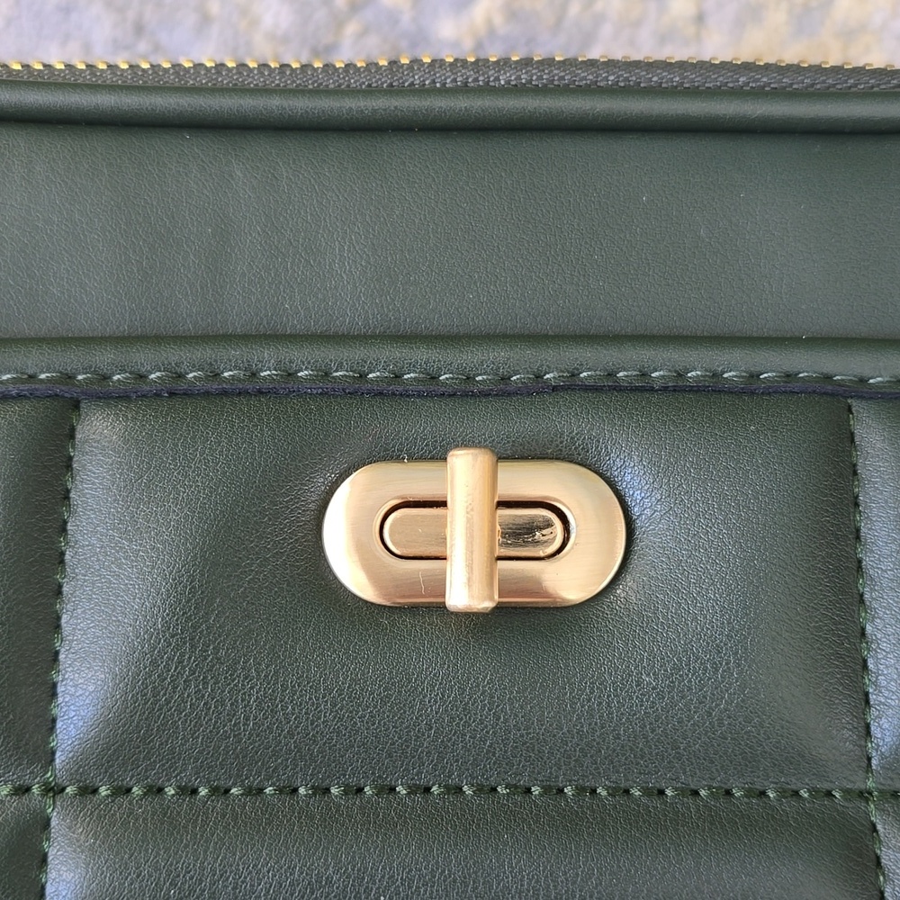 Quilted Faux Leather Crossbody Bag | Forest Green Phone Bag | Triple Compartment - Picture 14 of 16